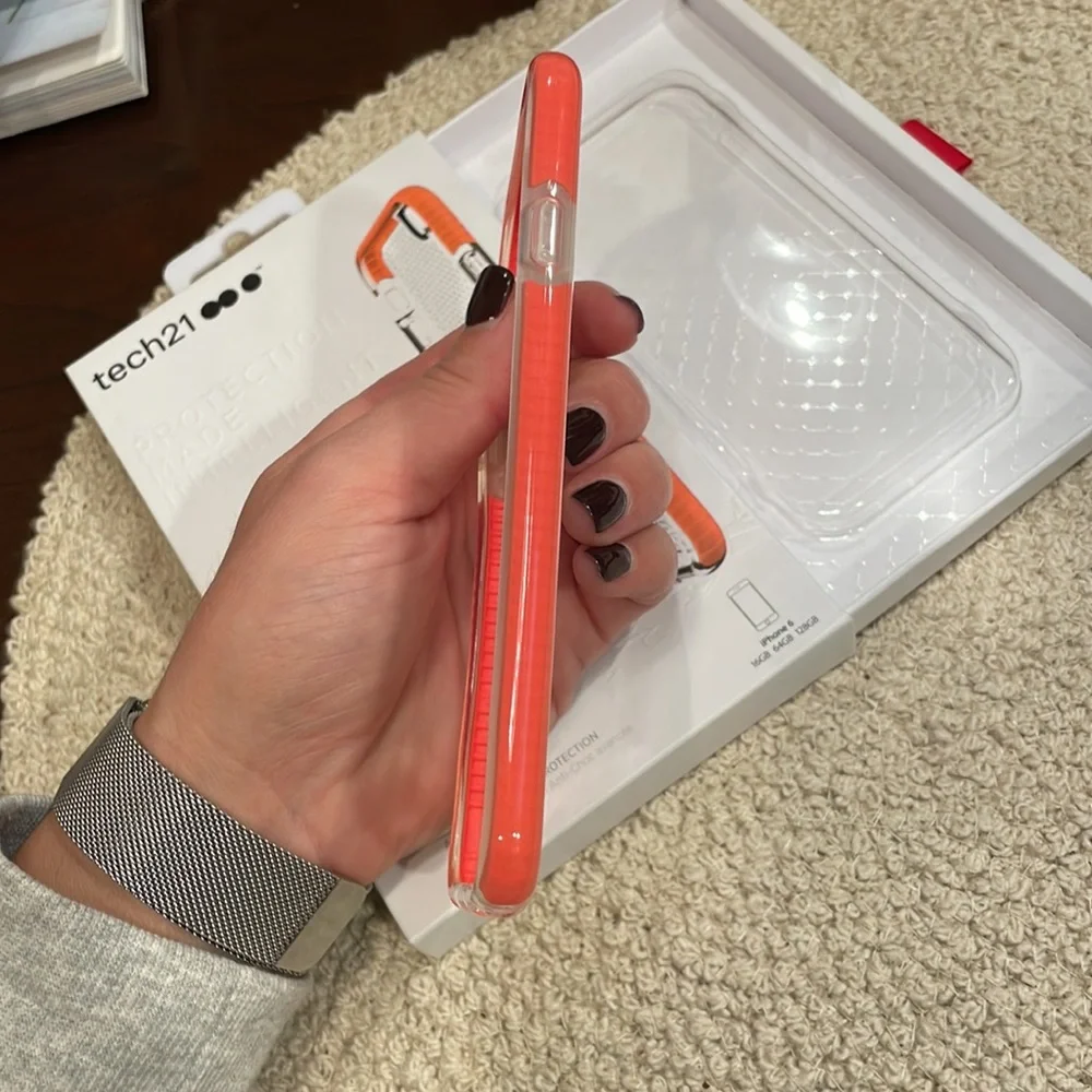 Tech21 Evo Mesh Sport Phone Case iPhone 6/8